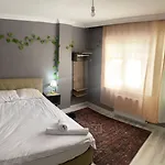 Хостел Airport Forest Arnavutkoy