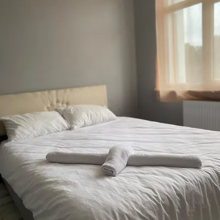 Hostel Airport Forest